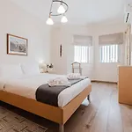 Forrest Hill Tranquil 3bed In By Homely! Apartament