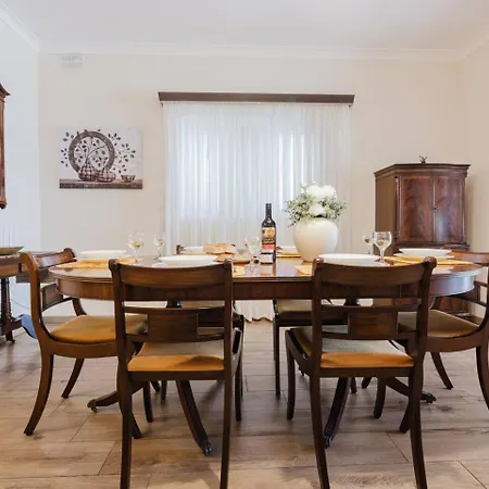 Forrest Hill Tranquil 3bed In By Homely! דירה
