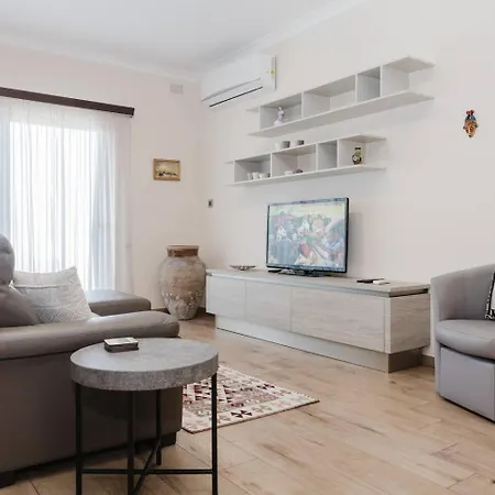 Forrest Hill Tranquil 3bed In By Homely! דירה *