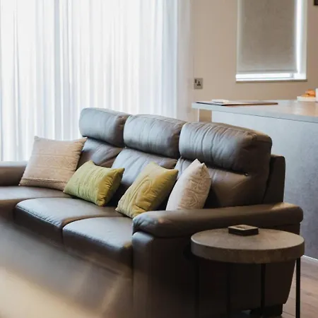Forrest Hill Tranquil 3bed In By Homely! דירה *