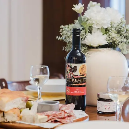 Forrest Hill Tranquil 3bed In By Homely! * Mellieħa