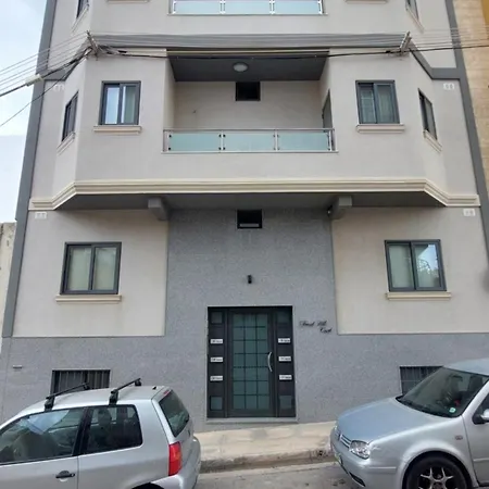 Forrest Hill Tranquil 3bed In By Homely! *