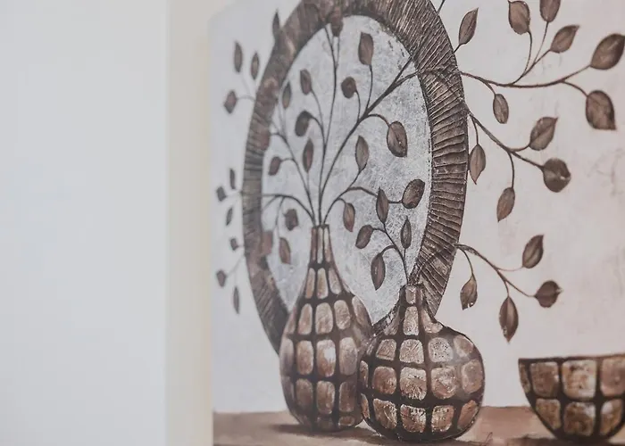 Apartment Forrest Hill Tranquil 3bed In By Homely! *