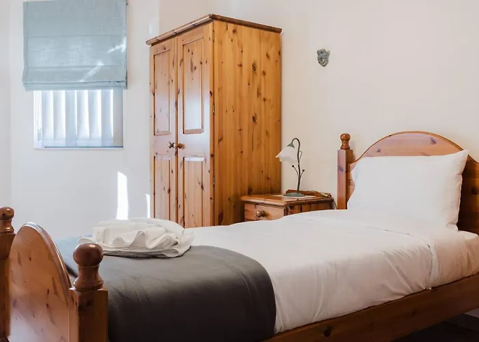 Apartment Forrest Hill Tranquil 3bed In By Homely! Mellieha