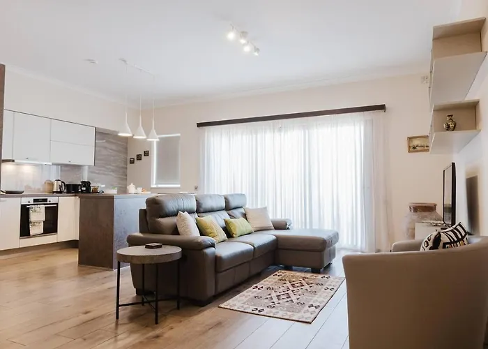 Apartment Forrest Hill Tranquil 3bed In By Homely! Mellieha