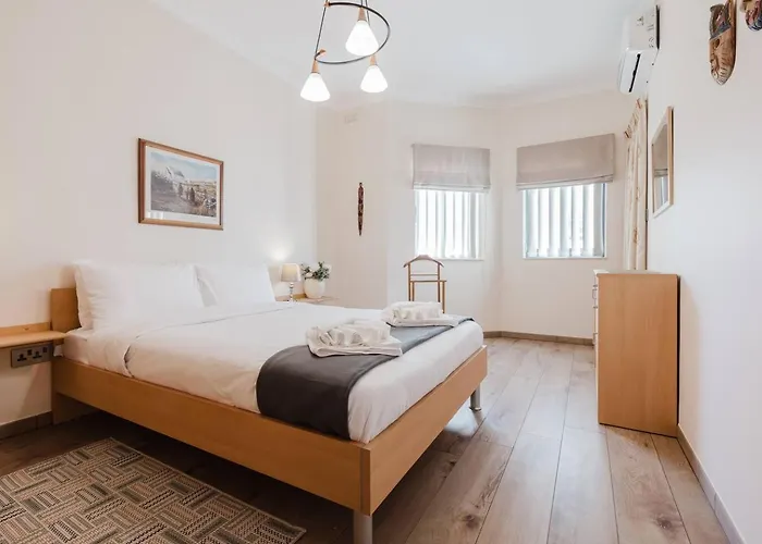 Forrest Hill Tranquil 3bed In By Homely! Apartment