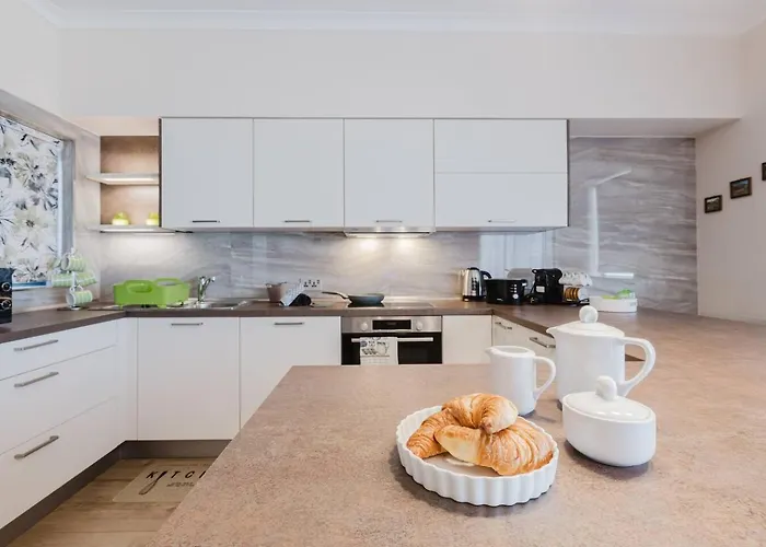 Forrest Hill Tranquil 3bed In By Homely! Apartment